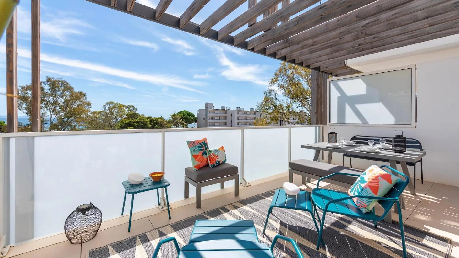 Appartement Vue Mer 50M Plage Des Salins Piscine 2 Parkings Terrasse Hyères 0*,  France